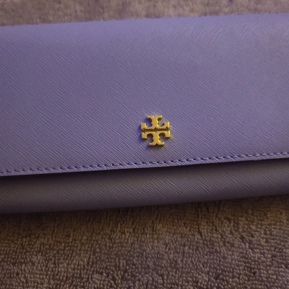 Tory Burch Wallet - Picture 3 of 17